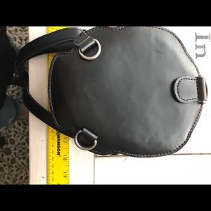 dr martens skull bag